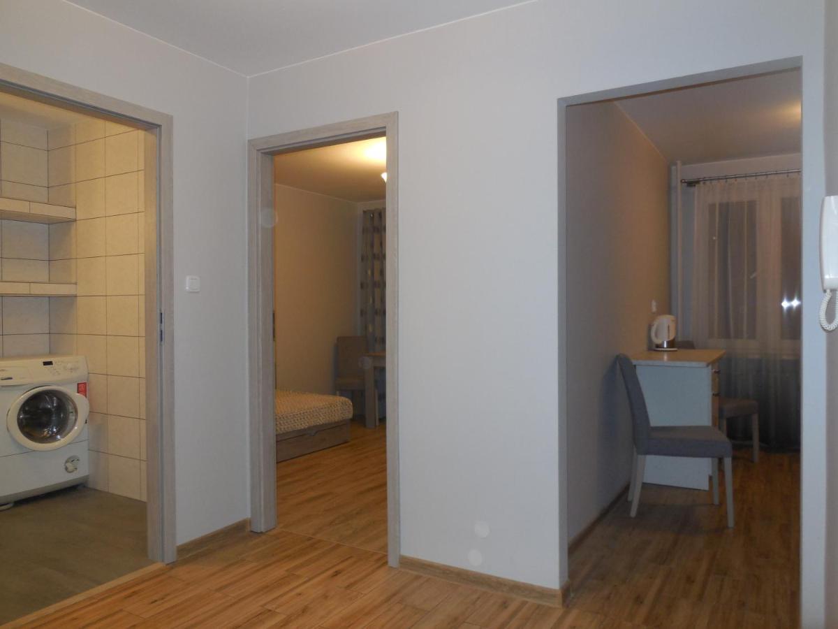 Pokoje Goscinne Krasków Exterior foto